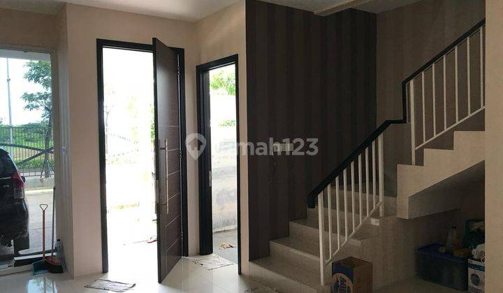 Dijual Rumah Citra 8 Semifurnish 2 Lantai 2