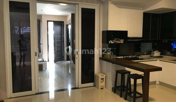 Dijual Rumah Citra 8 Semifurnish 2 Lantai 1