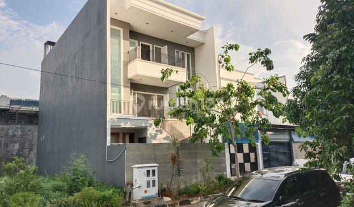 Dijual Rumah Taman Grisenda 3 Lantai Bagus Kamal Jakarta Utara 1