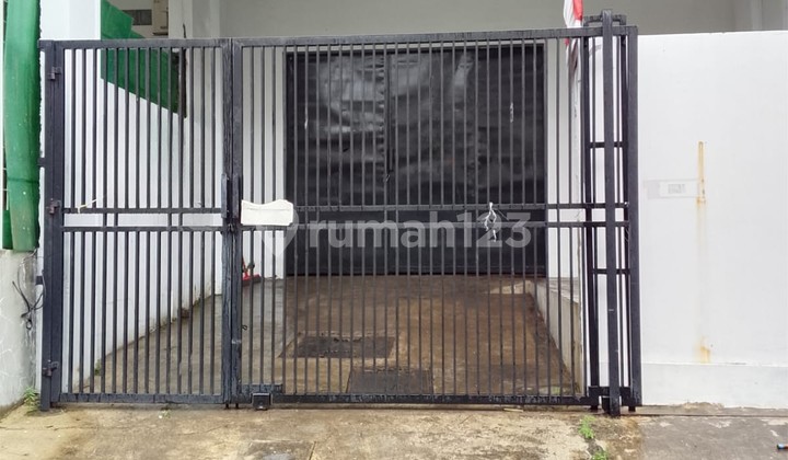 Dijual Rumah 2.5 Lantai di Perumahan Taman Semanan Indah, Kalideres Dijual Rumah 2.5 Lantai di Perumahan Taman Semanan Indah, Kalideres