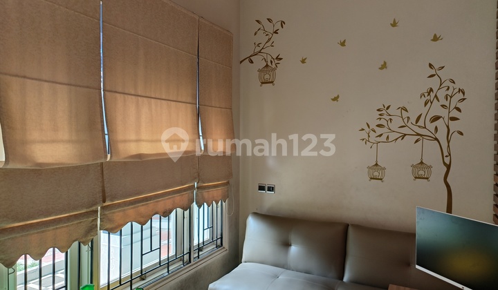Jarang Ada Rumah Cluster Golf Phg Summarecon Serpong Semifurnished Cantik !. 2