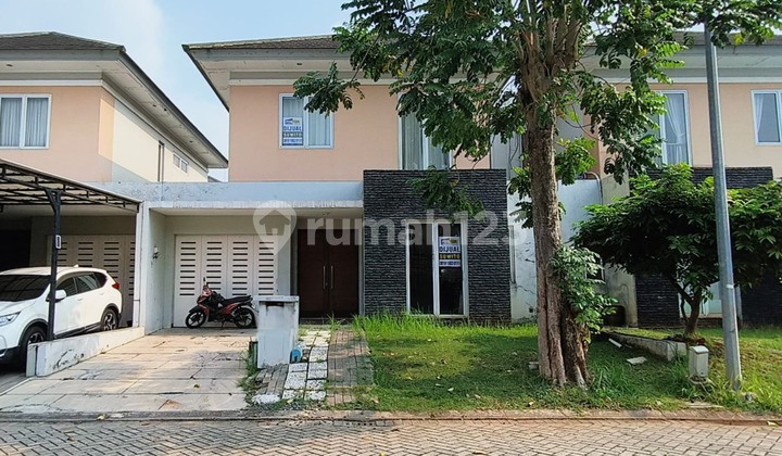 Rumah 200 M2 di Premier Park Modernland
