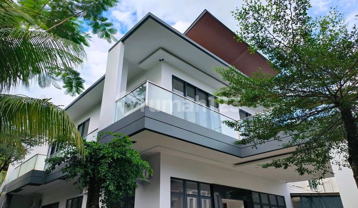 Dijual Rumah Baru Bangunan Mandiri di Greenwich Bsd Mewah Bagus..