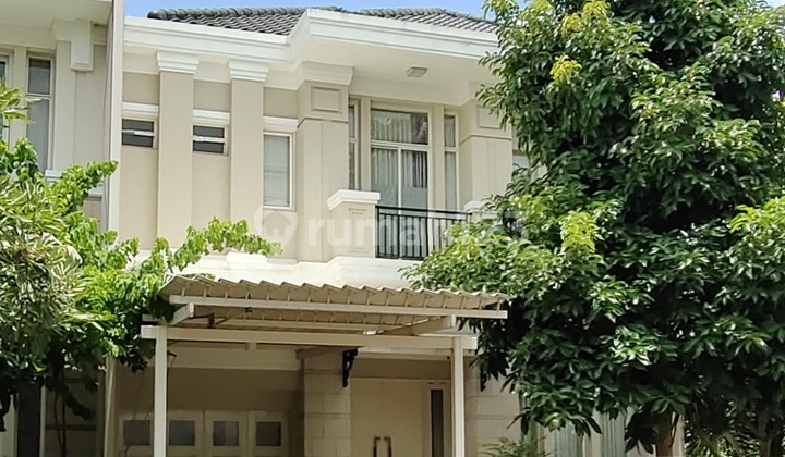 CORNER HOUSE IN THE SPRINGS NEAR CLUB HOUSE