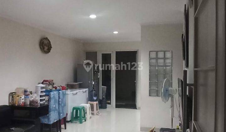 Dijual rumah Green court,Cengkareng 1