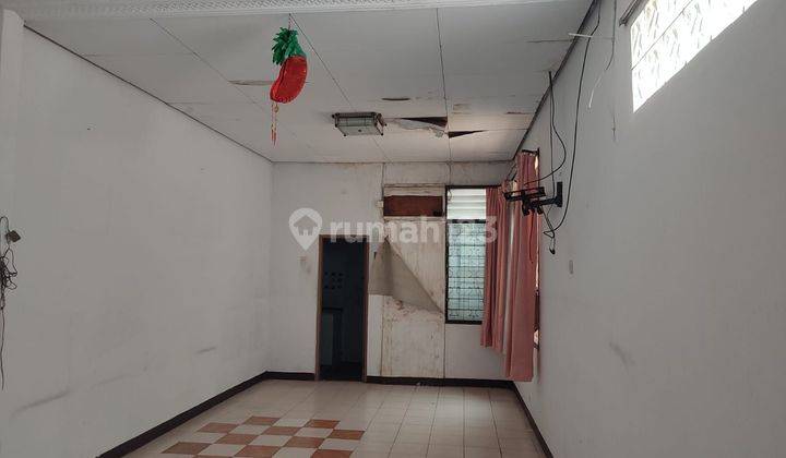 Dijual rumah Laksa jembatan lima pinggir jalan besar 1