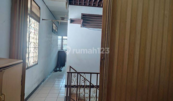 Dijual rumah Laksa jembatan lima pinggir jalan besar 2