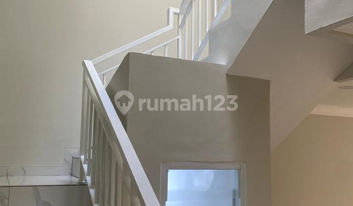 Dijual Rumah 3 Lantai ( Brand New ) Di Mangga - Duri Kepa, Jakarta Barat 2