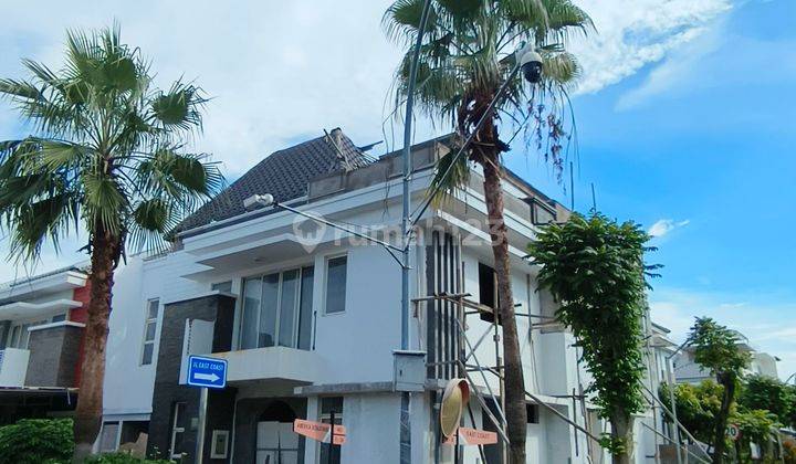 DIJUAL Rumah ( Hoek ) di Green Lake City, Cluster Amerika
 2