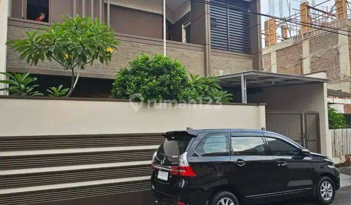 DIJUAL Rumah 2 Lantai di Perumahan Sunrise Garden, Jakarta Barat
 1