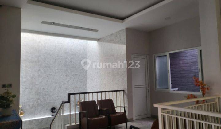 DIJUAL Rumah 2 lantai di Taman Palem Lestari. Blok A, JakBar 2