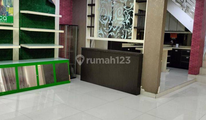 Hot Listing !  Rumah Hoek 3 Lantai Di Green Court - Cengkareng, Jak-Bar 1