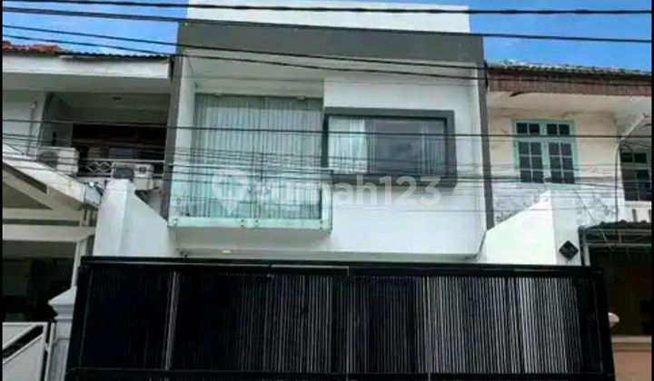 Rumah 2 Lantai Bagus - Full Furnished Di Muara Karang, Jakarta Utara