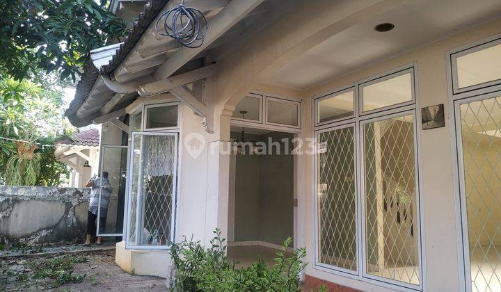 Dijual Rumah di Bintaro Sektor 5, Jakarta Selatan 1