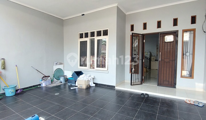 For Sale 2-Story House in Nusaloka BSD, Location Near BSD Modern Market Toll Road 2