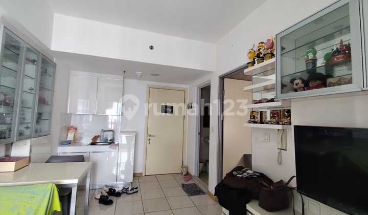 For Rent 2BR Semi-Furnished Apartment at M Town Gading Serpong 2
