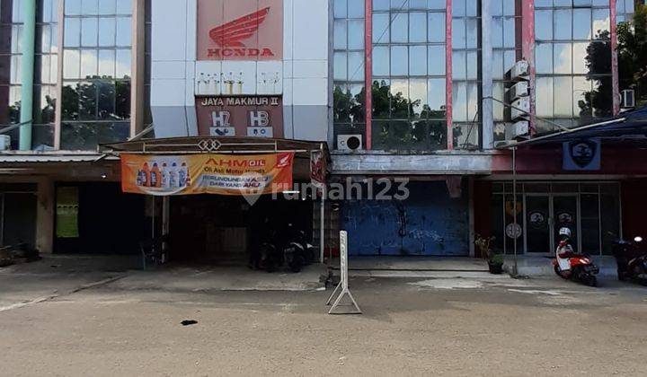 Ruko 3,5 Lantai di Taman Royal, Tangerang 1