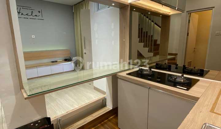 Dijual Rumah Bagus 2 Lantai Semi Furnished di Gading Serpong Virginia Village 2
