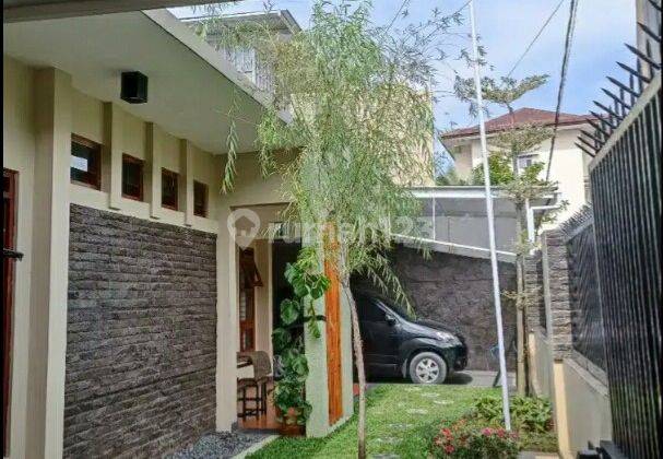 Rumah 1,5 lantai SHM Bagus baru renovasi di Sulaksana Baru 1