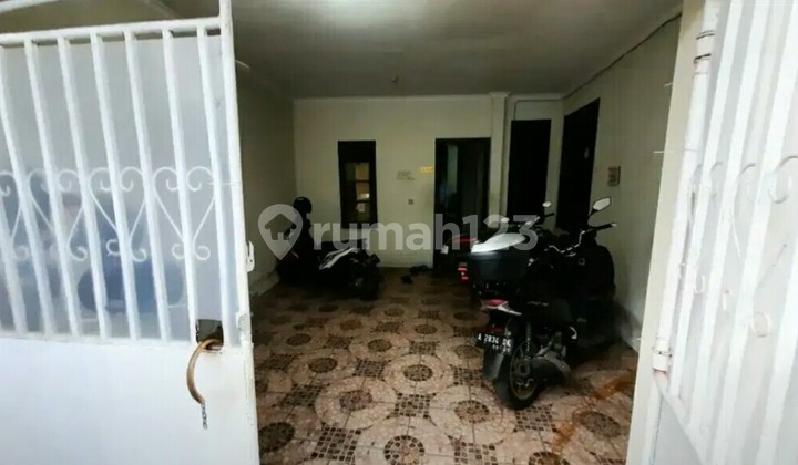 Rumah kost 17 kamar di pusat kota bandung