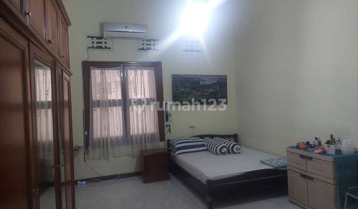 Rumah klasik dan nyaman  untuk usaha area saya dago