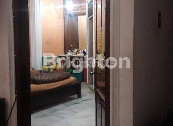 RUMAH DI TOMANG JAKARTA BARAT 2 LT 2