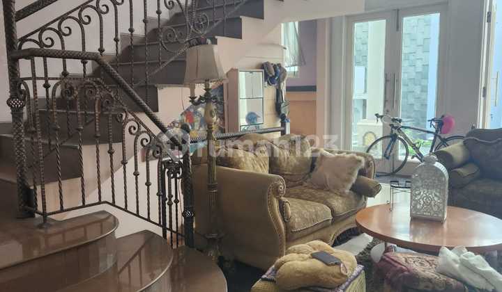 Rumah Lelang Mewah Full Furnish 2 Lantai + Basement Dekat Jambore Cibubur 2