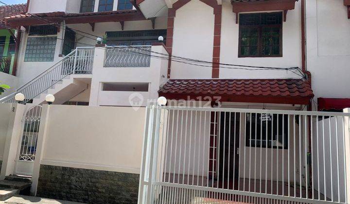 Rumah 3 Lantai Dlm Perumahan Besar Di Cipinang Jak Tim 2