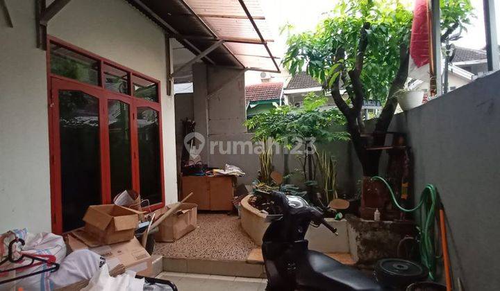 Rumah Hook 1.5 Lantai Jatibening Estate Bebas Banjir 2