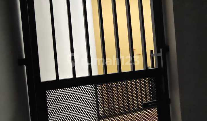 Rumah 2 Lantai dlm Cluster Nempel Komplek Pemda Blok A dekat Galaxy 7