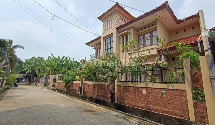 Rumah Mewah Halaman Luas & Asri di jatiwaringin Bekasi 1