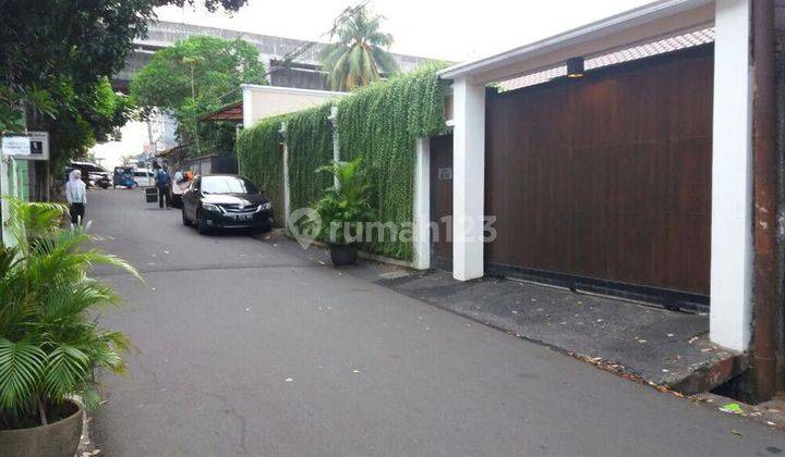 Rumah Dgn Swimming Pool di Antasari Cipete Utara Kebayoran Baru dekat Kemang Village 1