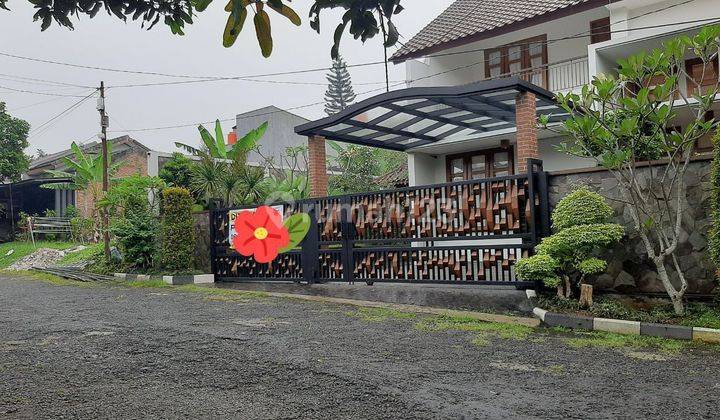 Rumah Mewah 2 Lt Asri Full Furnis dekat Az Zikra di Sentul Bogor 2