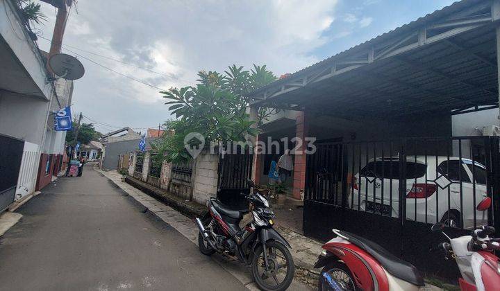 Rumah Dengan Tanah Luas  Bebas Banjir Di Jatimakmur Bekasi  1