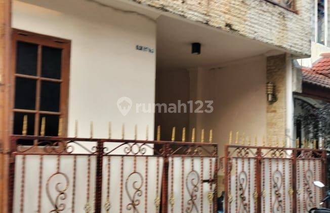 Rumah 2 lantai Siap Huni dlm Perumahan Besar di jatiwaringin Bekasi 1