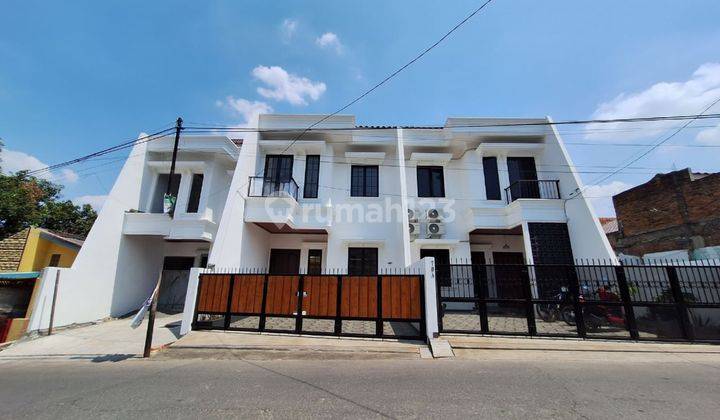 Rumah Baru Mewah design American Classic di Jatimakmur Bekasi 1