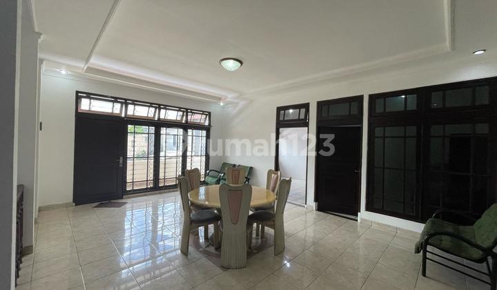 Rumah Kokoh Dlm Perumahan di Pondok Bambu Jaktim