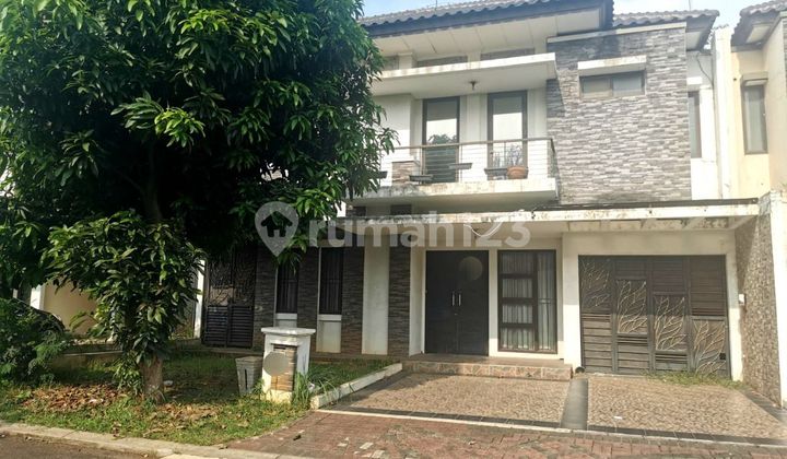 Rumah 2 Lantai Dlm Clustet Besar Di Legenda Wisata Cibubur