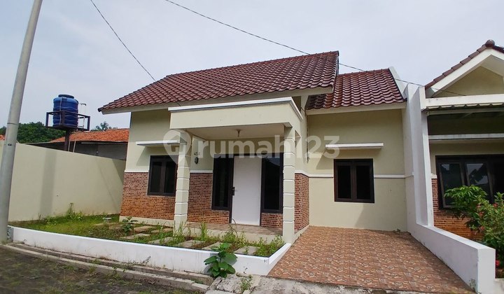 Rumah Baru Siap Huni Dlm Cluster Dekat Sakura Regency 1 Jati Asih Rumah Baru Siap Huni Dlm Cluster Dekat Sakura Regency 1 Jati Asih