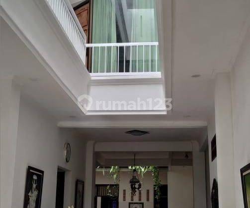 Dijual Rumah Tinggal Dan Tempat Kost²an 3 Lantai Di Jatimekar 2