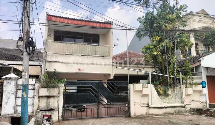 Old House Suitable for Boarding, Culinary & Gym in Polomas 2