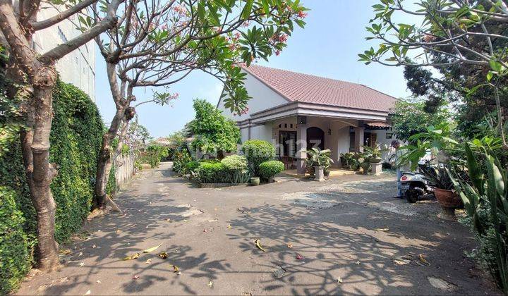 Rumah Kokoh Tanah Luas 1.327 M² Asri Di Jatimakmur 1