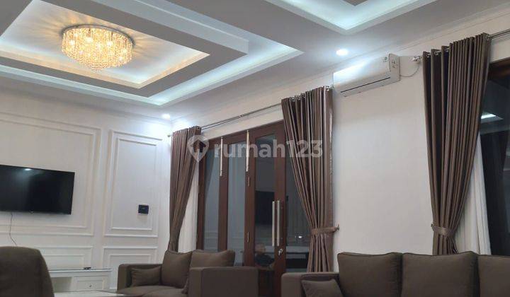 Rumah Baru  Mewah Hook Semi Furnish Di Citra Grand Cibubur  2