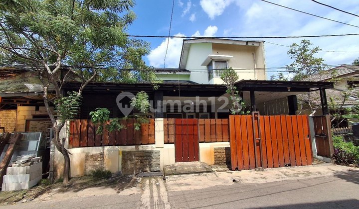 Rumah 1.5 Lantai Siap Huni Lokasi Strategis Dlm Perumahan Besar Rumah 1.5 Lantai Siap Huni Lokasi Strategis Dlm Perumahan Besar