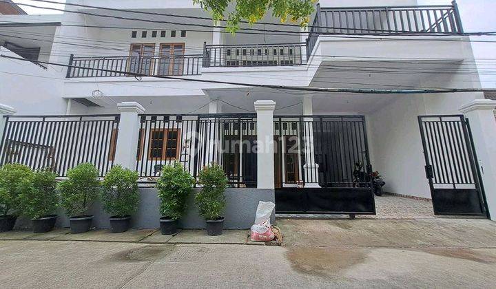 Rumah 2,5 Lantai Tinggal Finishing Kokoh Di Duren Sawit Jak Tim 1