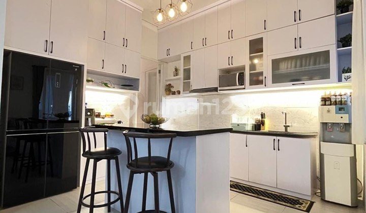 Luxury Fully Furnished House in an Elite Cluster Area of Kota Wisata 2