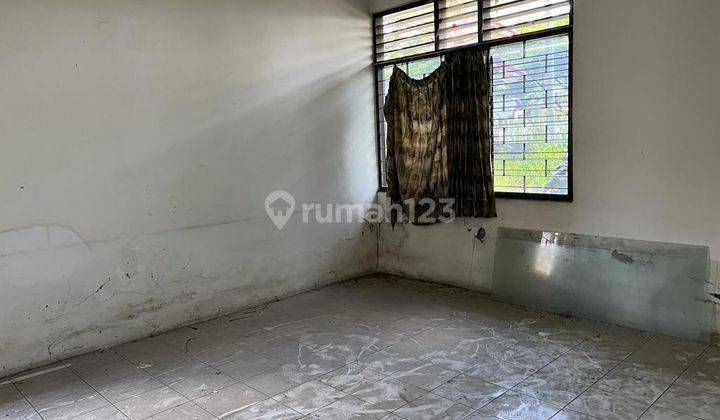 Disewakan Rumah Lama Jl. Kawi  4