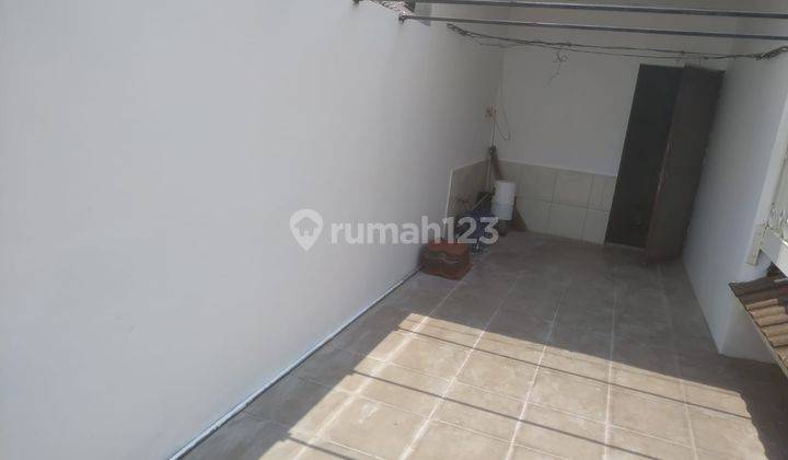 Dijual Rumah 1,5 Lantai Perum Pondok Indrapasta 2