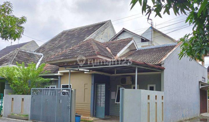 Dijual Rumah Hook Griya Arteri Sari Tlogosari Semarang  2