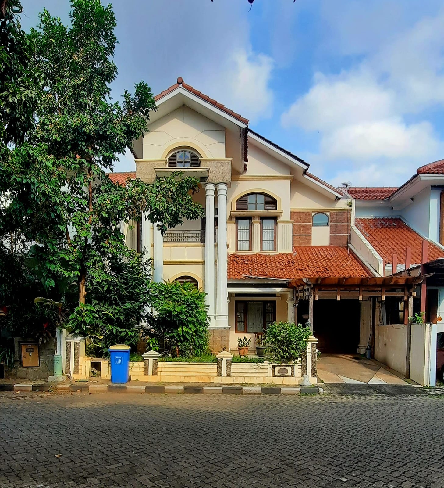 DIJUAL RUMAH BAGUS 2 LANTAI PURI AYODYA BANYUMANIK SEMARANG 2